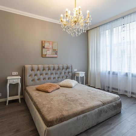 Superb Apartment In City Centre Рига Экстерьер фото